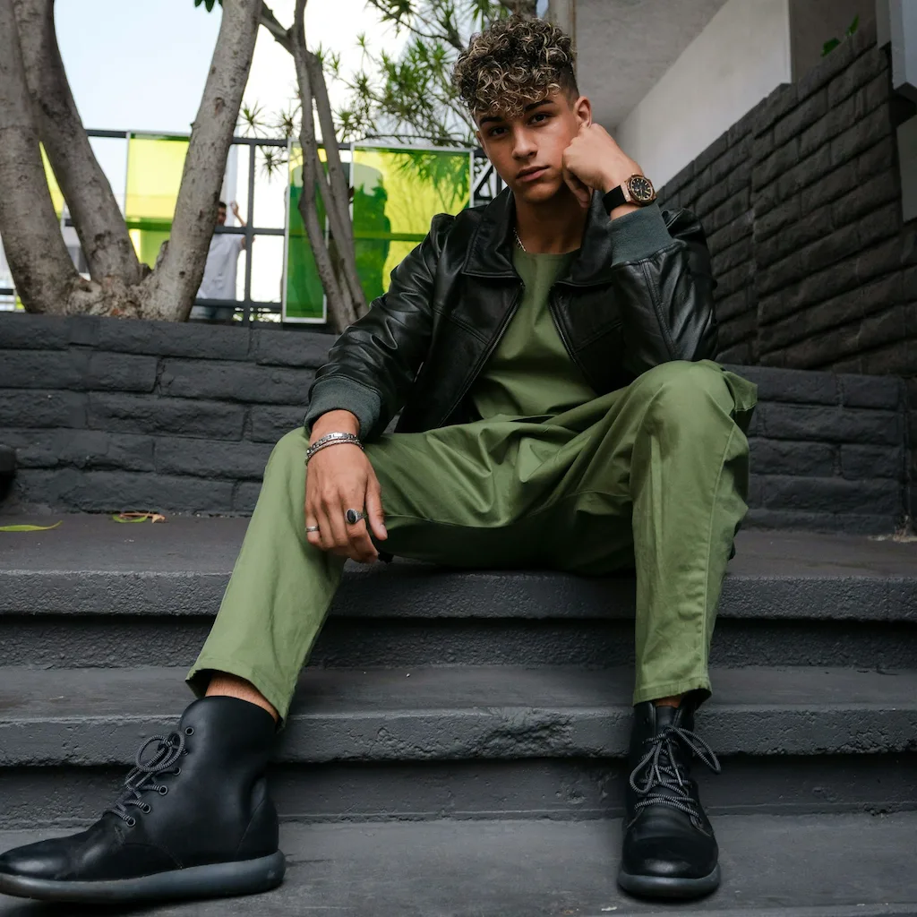 virtual try-on before example 10